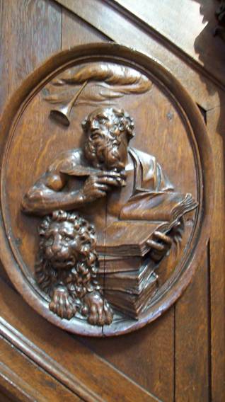 etiennecarving.jpg
