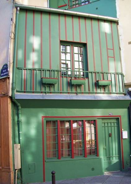 pavytheashouse.jpg